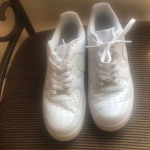 All white Nike Air Force 1 2009 no box